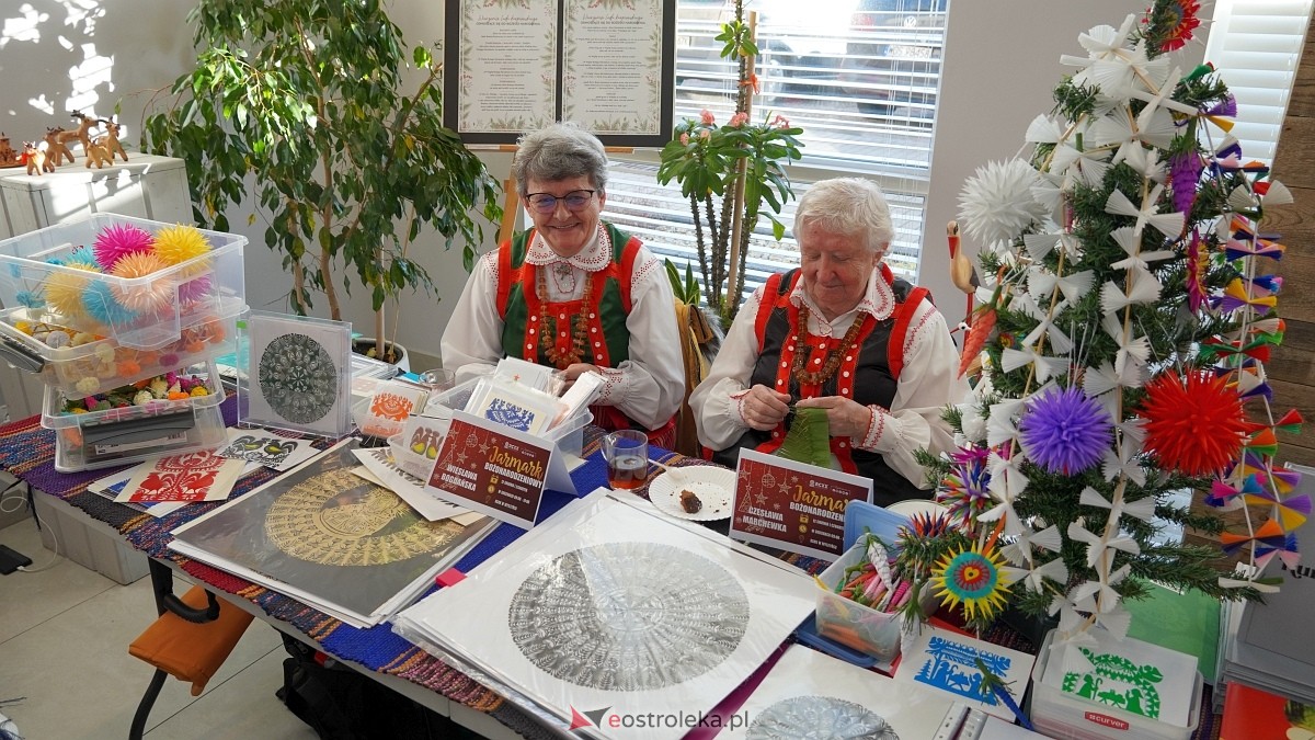 Jarmark Bożonarodzeniowy w Myszyńcu [12.12.2024] - zdjęcie #14 - eOstroleka.pl
