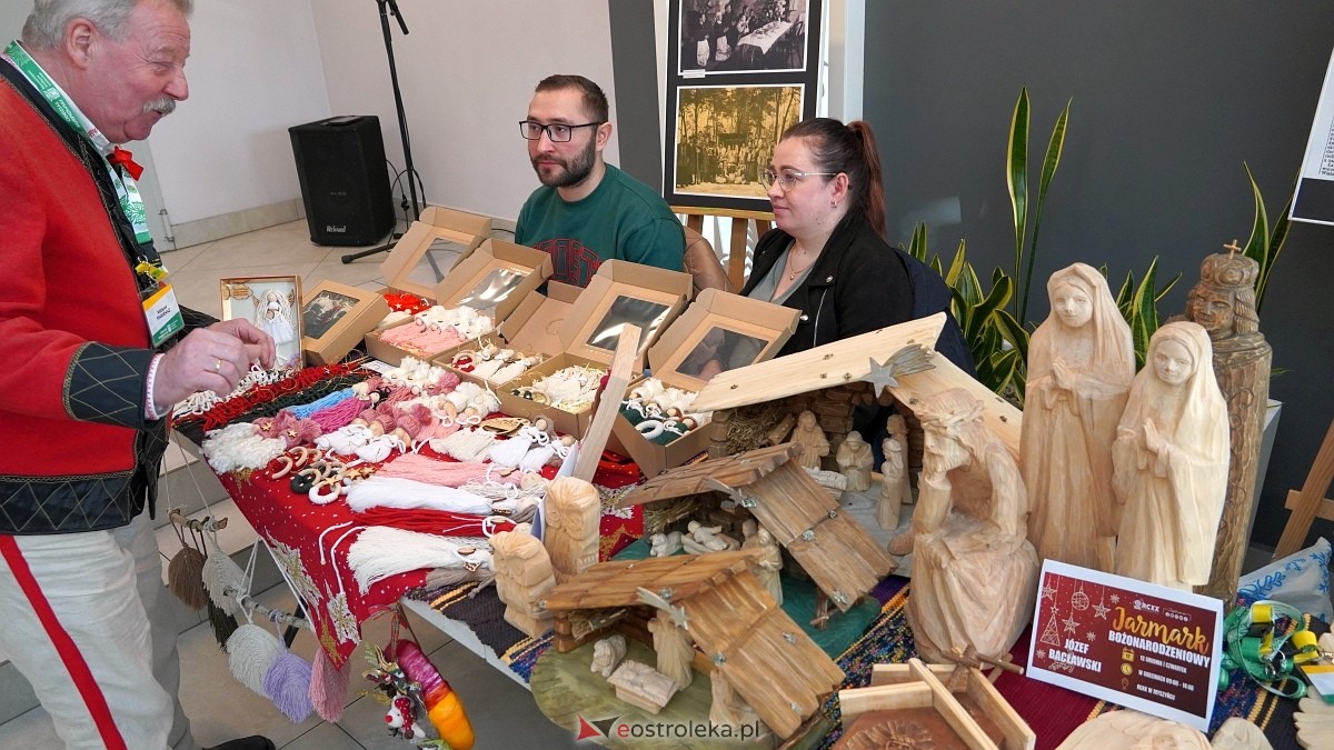 Jarmark Bożonarodzeniowy w Myszyńcu [12.12.2024] - zdjęcie #9 - eOstroleka.pl