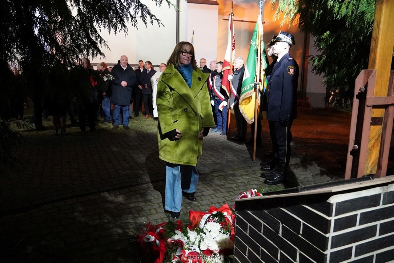 Ostrołęka uczci 43. rocznicę wprowadzenia stanu wojennego [13.12.2024] - zdjęcie #18 - eOstroleka.pl