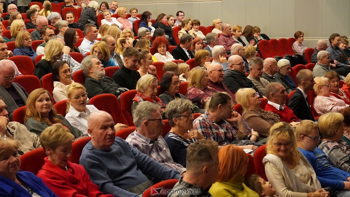 U progu Betlejem – koncert Ostrołęckiej Orkiestry Kameralnej [14.12.2024] - zdjęcie #25 - eOstroleka.pl