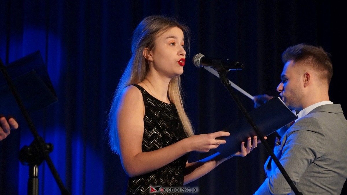 U progu Betlejem – koncert Ostrołęckiej Orkiestry Kameralnej [14.12.2024] - zdjęcie #9 - eOstroleka.pl