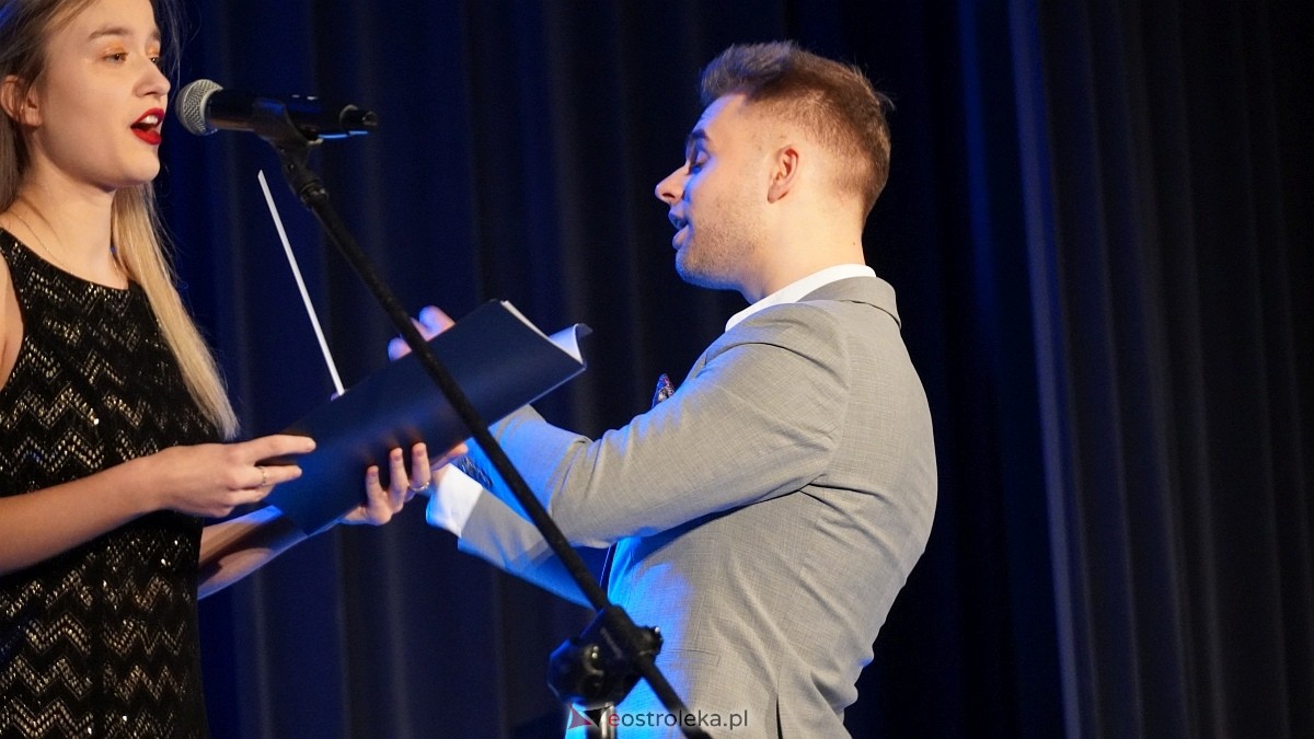 U progu Betlejem – koncert Ostrołęckiej Orkiestry Kameralnej [14.12.2024] - zdjęcie #8 - eOstroleka.pl