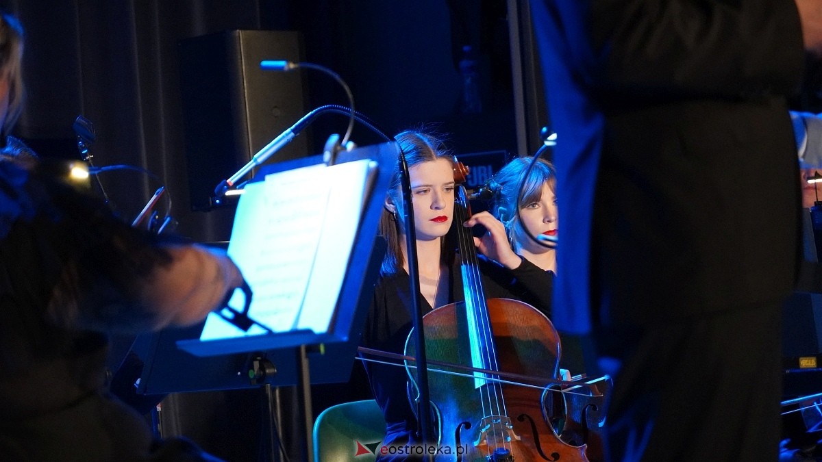 U progu Betlejem – koncert Ostrołęckiej Orkiestry Kameralnej [14.12.2024] - zdjęcie #4 - eOstroleka.pl