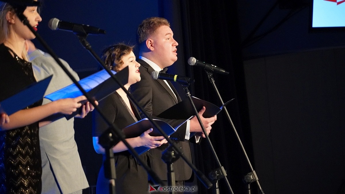 U progu Betlejem – koncert Ostrołęckiej Orkiestry Kameralnej [14.12.2024] - zdjęcie #3 - eOstroleka.pl