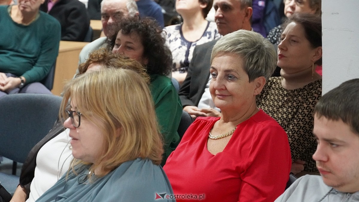 Spotkanie z Ewą Ziętek w Ostrołęce [14.12.2024] - zdjęcie #21 - eOstroleka.pl