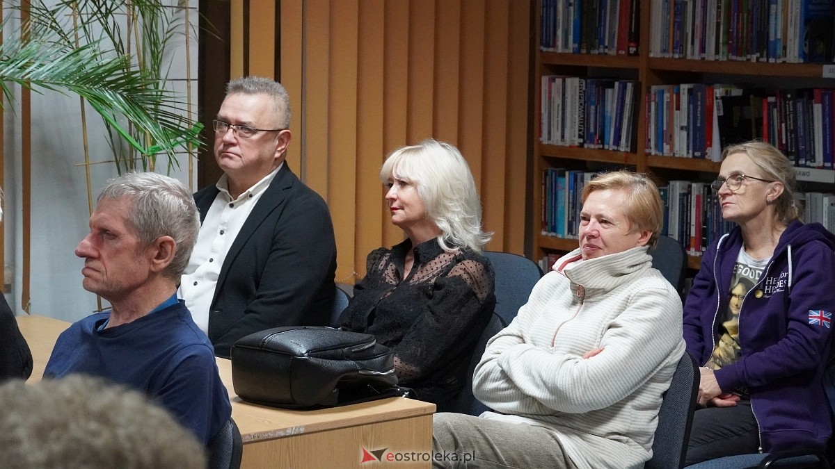Spotkanie z Ewą Ziętek w Ostrołęce [14.12.2024] - zdjęcie #16 - eOstroleka.pl