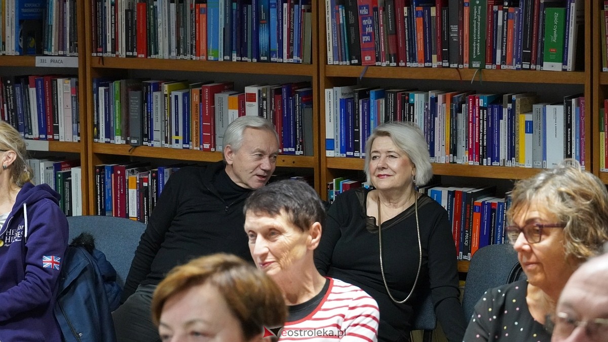 Spotkanie z Ewą Ziętek w Ostrołęce [14.12.2024] - zdjęcie #13 - eOstroleka.pl