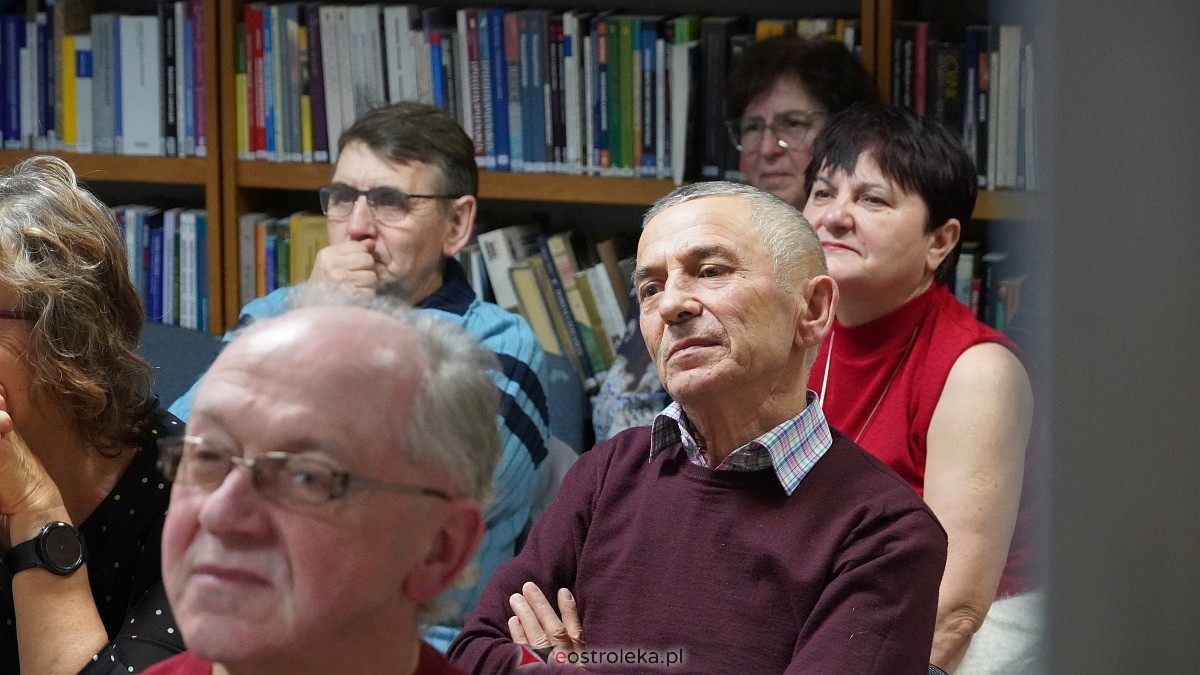 Spotkanie z Ewą Ziętek w Ostrołęce [14.12.2024] - zdjęcie #11 - eOstroleka.pl