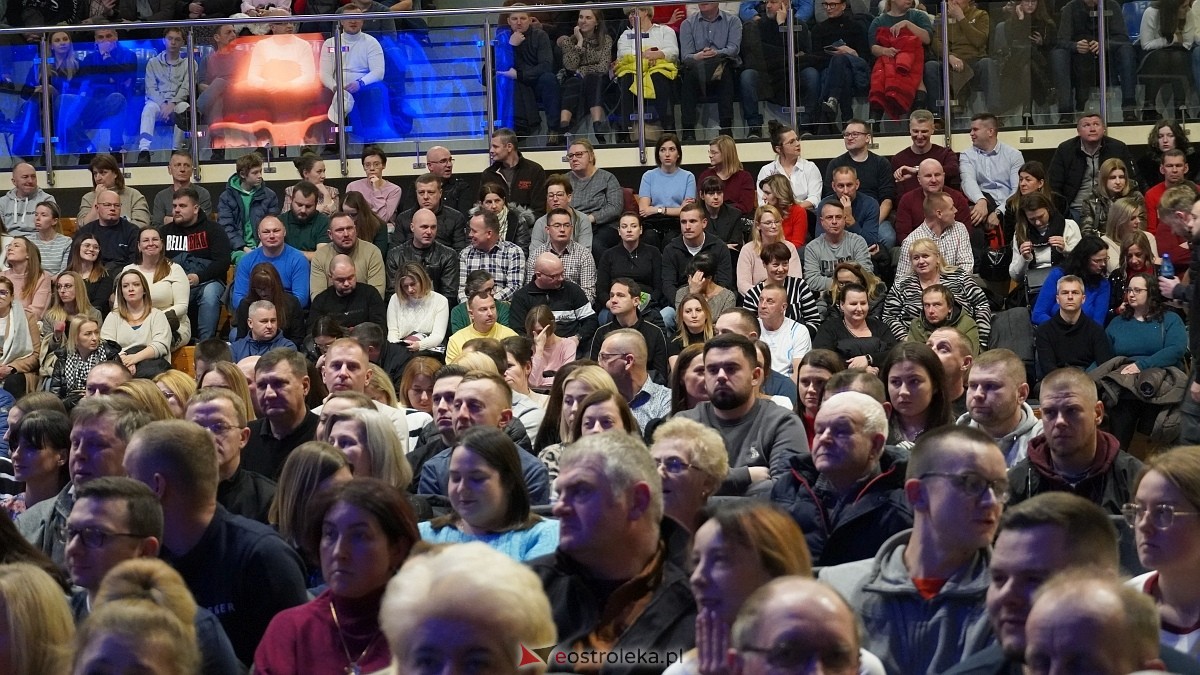Kabaret Skeczów Męczących [14.12.2024] - zdjęcie #30 - eOstroleka.pl