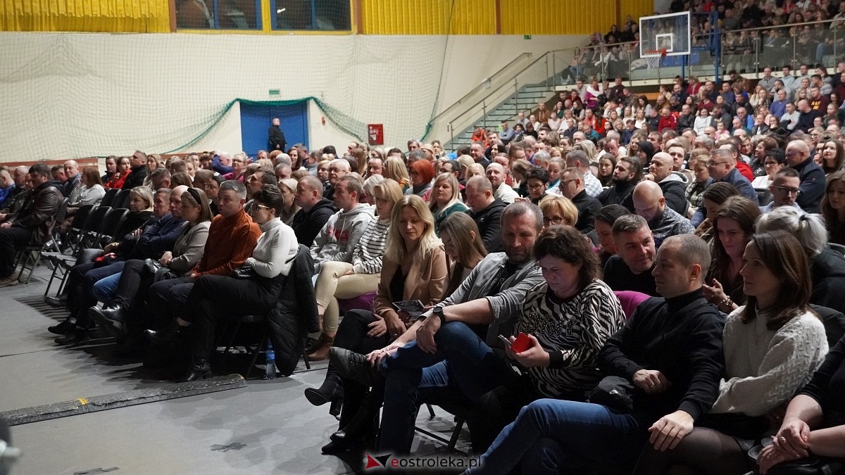 Kabaret Skeczów Męczących [14.12.2024] - zdjęcie #25 - eOstroleka.pl