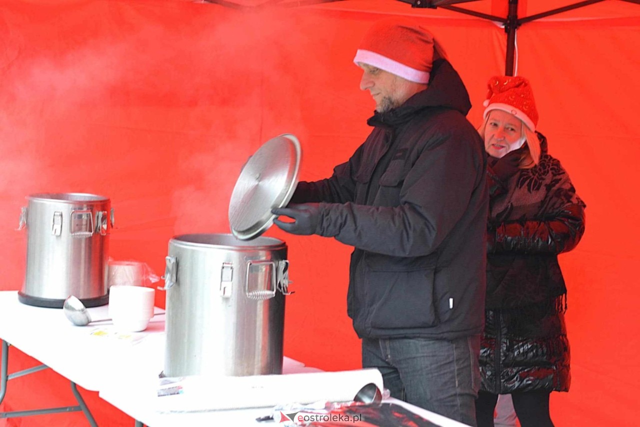 Wigilia Osiedlowa na Osiedlu Parkowym [14.12.2024] - zdjęcie #46 - eOstroleka.pl