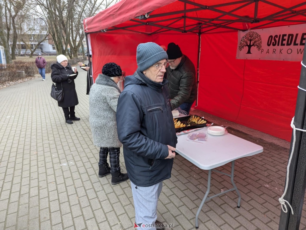 Wigilia Osiedlowa na Osiedlu Parkowym [14.12.2024] - zdjęcie #45 - eOstroleka.pl