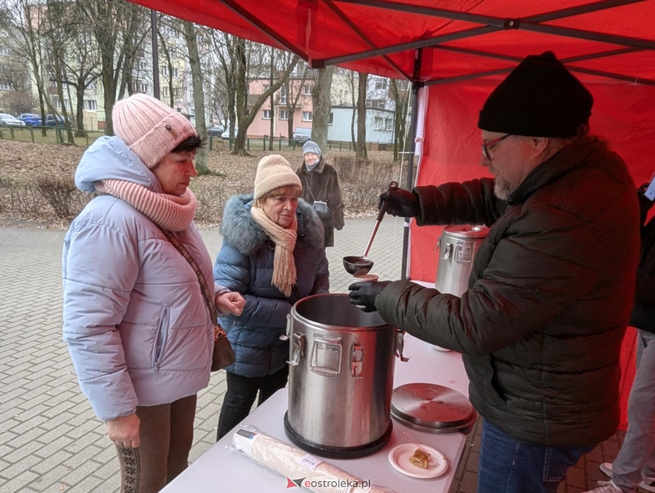Wigilia Osiedlowa na Osiedlu Parkowym [14.12.2024] - zdjęcie #34 - eOstroleka.pl