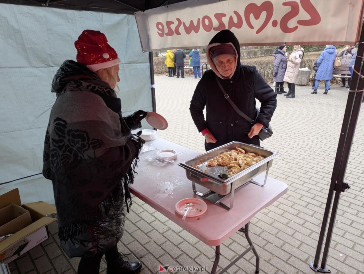 Wigilia Osiedlowa na Osiedlu Parkowym [14.12.2024] - zdjęcie #26 - eOstroleka.pl