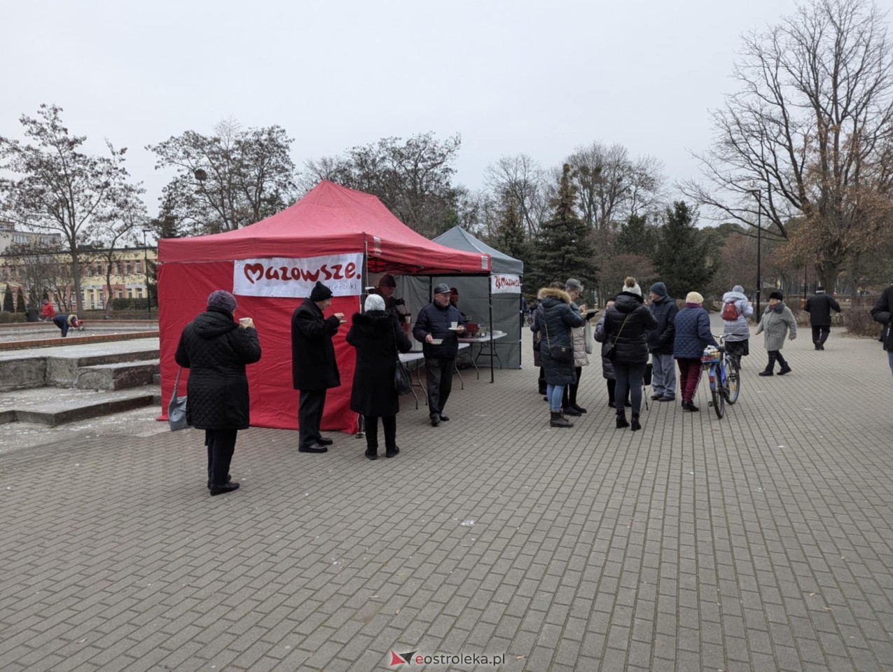 Wigilia Osiedlowa na Osiedlu Parkowym [14.12.2024] - zdjęcie #9 - eOstroleka.pl