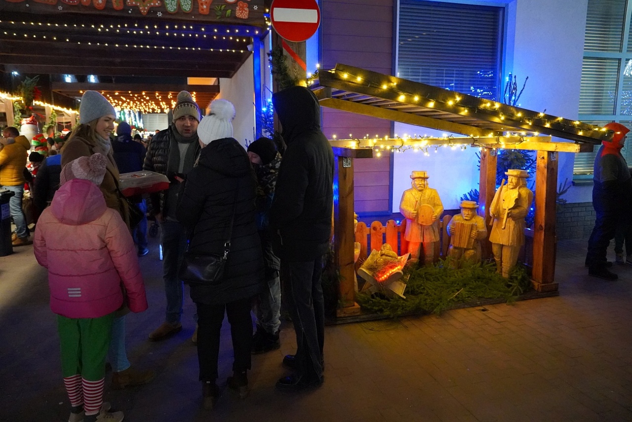 Jarmark Bożonarodzeniowy w Kadzidle [14.12.2024] - zdjęcie #55 - eOstroleka.pl