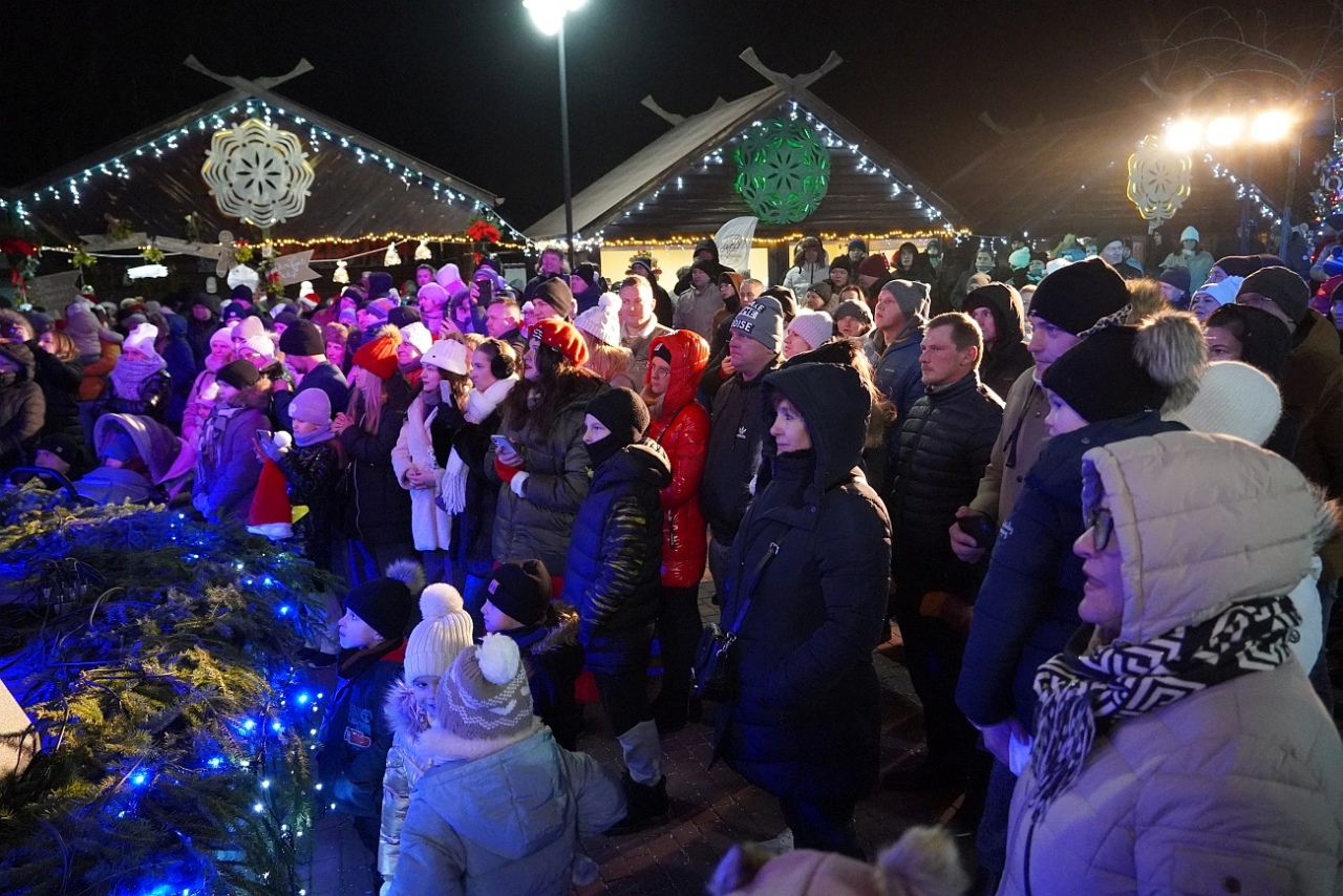 Jarmark Bożonarodzeniowy w Kadzidle [14.12.2024] - zdjęcie #26 - eOstroleka.pl