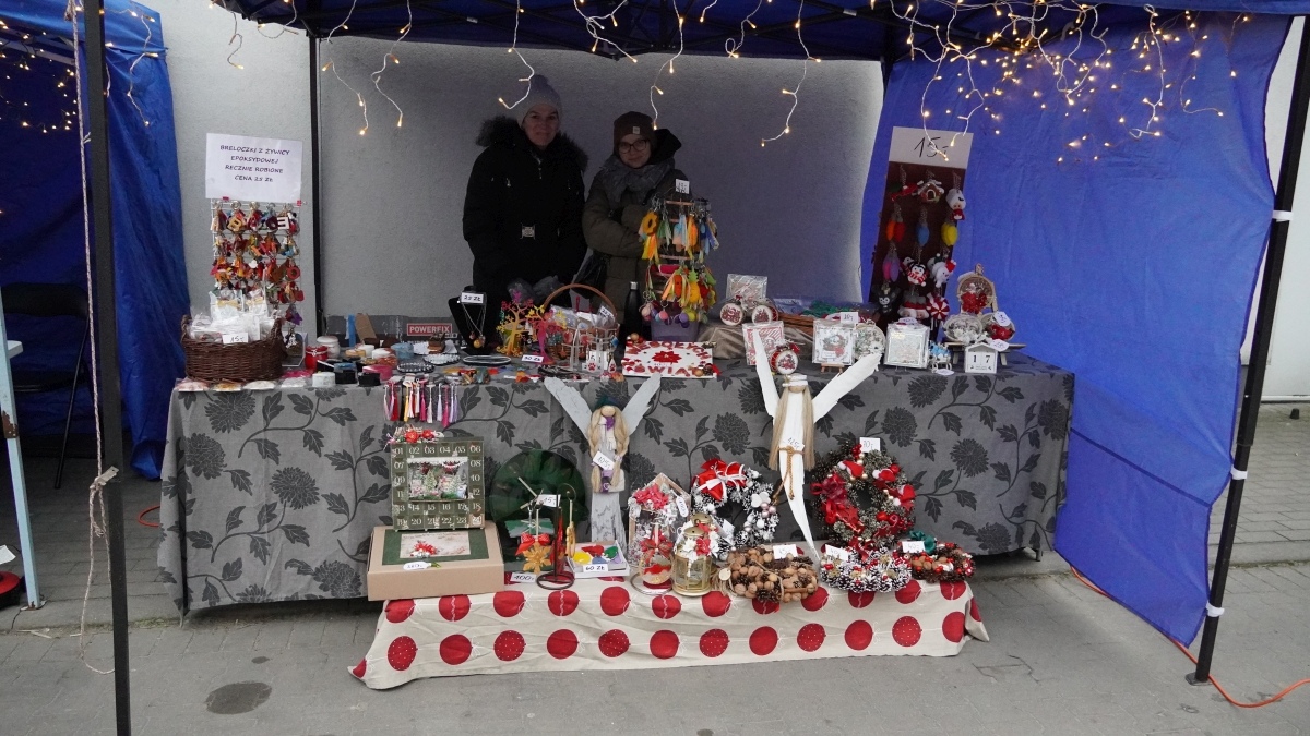 Jarmark Bożonarodzeniowy w Kadzidle [14.12.2024] - zdjęcie #204 - eOstroleka.pl