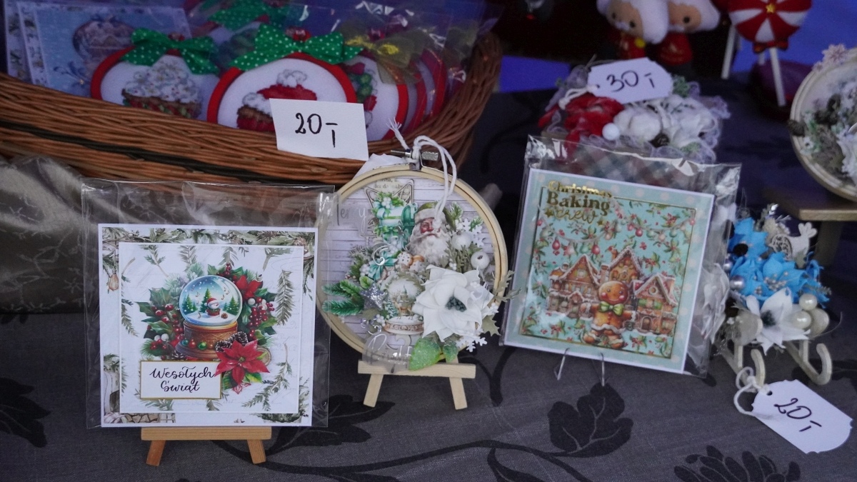 Jarmark Bożonarodzeniowy w Kadzidle [14.12.2024] - zdjęcie #203 - eOstroleka.pl