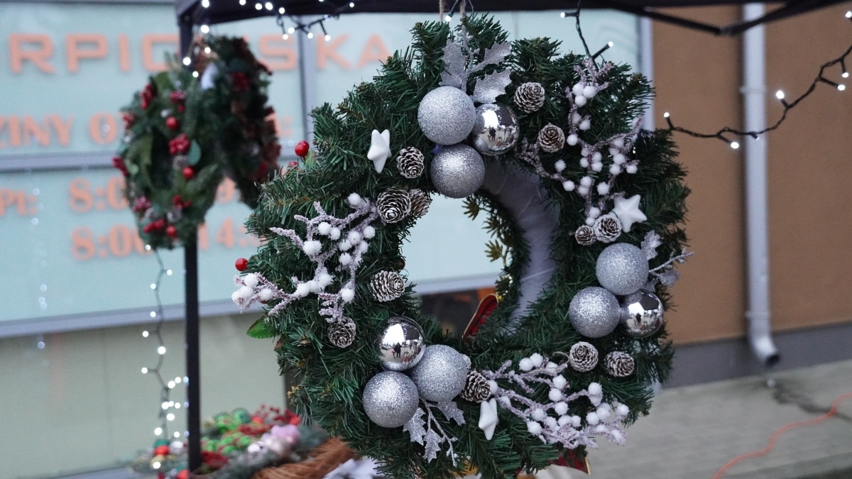 Jarmark Bożonarodzeniowy w Kadzidle [14.12.2024] - zdjęcie #158 - eOstroleka.pl