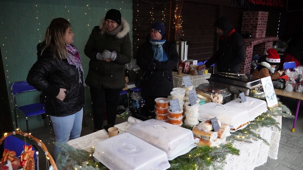 Jarmark Bożonarodzeniowy w Kadzidle [14.12.2024] - zdjęcie #119 - eOstroleka.pl