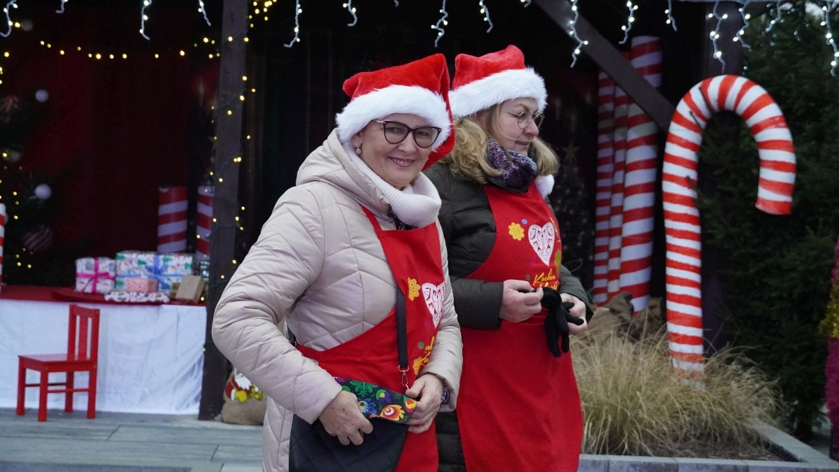 Jarmark Bożonarodzeniowy w Kadzidle [14.12.2024] - zdjęcie #60 - eOstroleka.pl