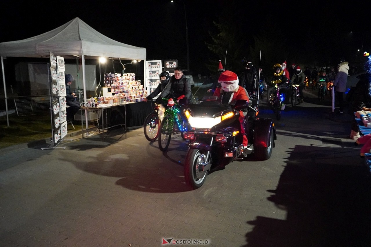 Jarmark Bożonarodzeniowy w Kadzidle - Motomikołaje [14.12.2024] - zdjęcie #5 - eOstroleka.pl
