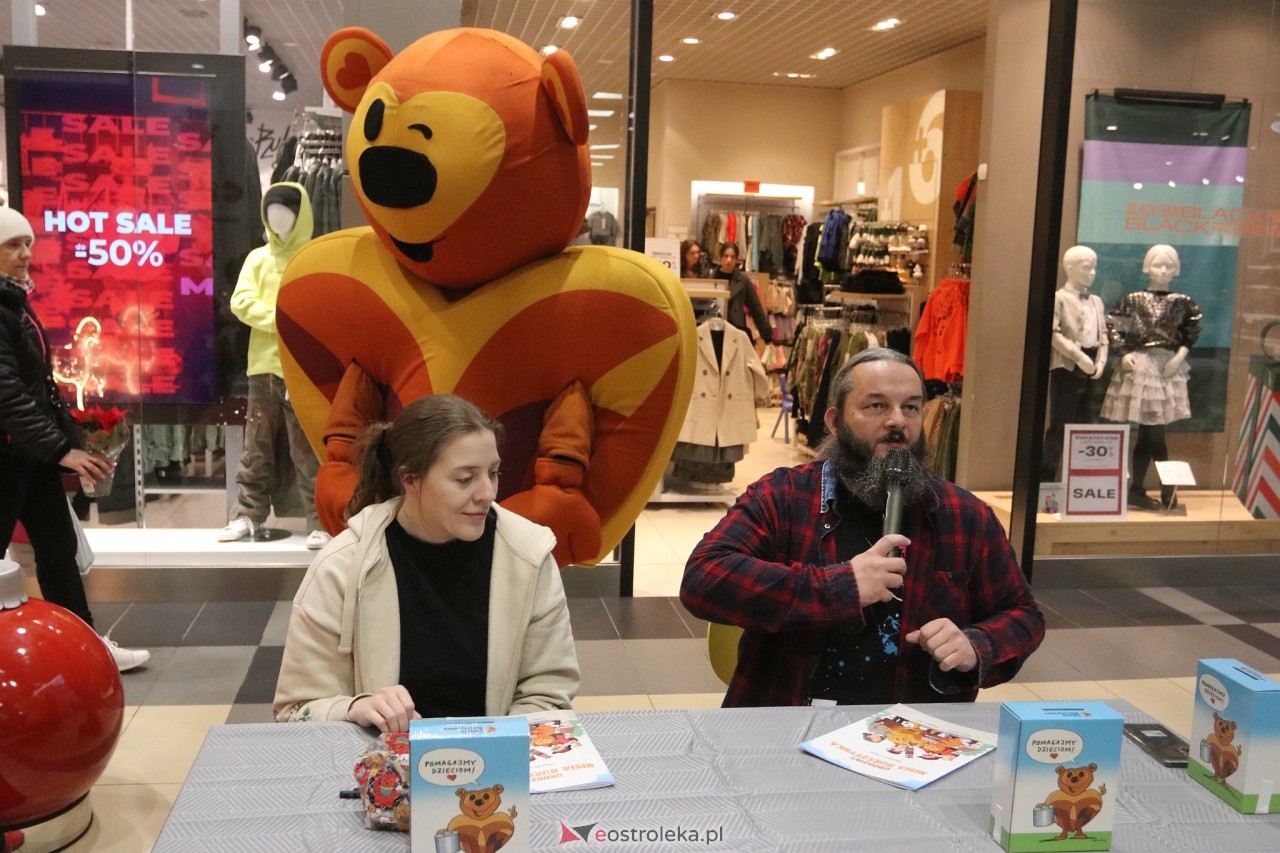 Promocja komiksu z Misiem Bursztynkiem [14.12.2024] - zdjęcie #15 - eOstroleka.pl