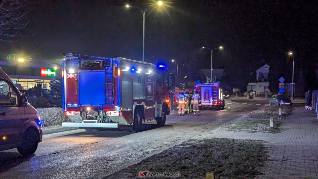 Wypadek przy Sobieskiego [14.12.2024] - zdjęcie #4 - eOstroleka.pl