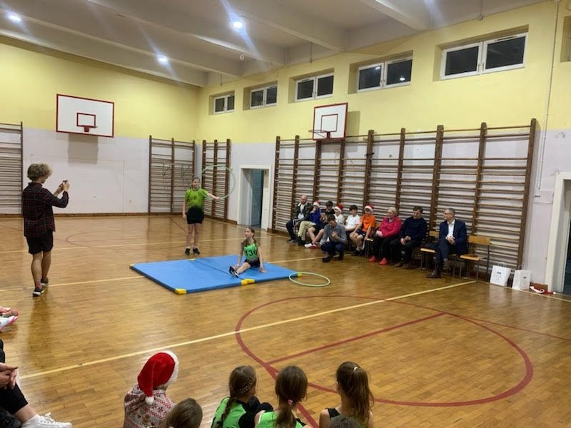 Mikołajki na sportowo z UKS Clan Ostrołęka 2024 - zdjęcie #11 - eOstroleka.pl