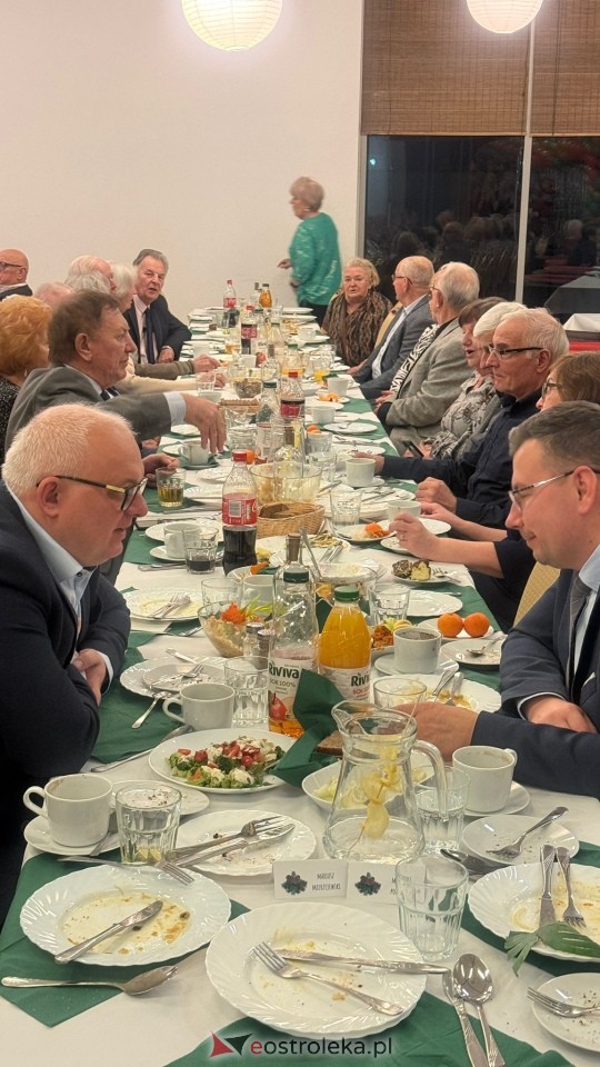 Wigilia dla seniorów (14.12.2024) - zdjęcie #17 - eOstroleka.pl