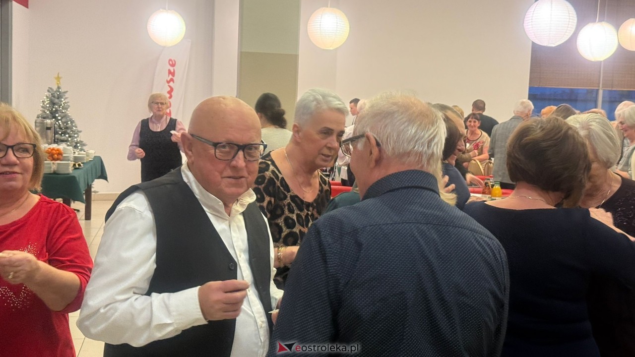 Wigilia dla seniorów (14.12.2024) - zdjęcie #8 - eOstroleka.pl