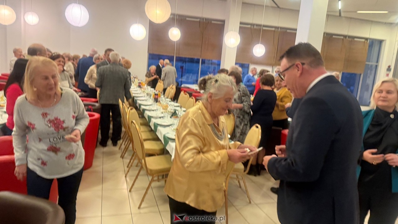 Wigilia dla seniorów (14.12.2024) - zdjęcie #3 - eOstroleka.pl