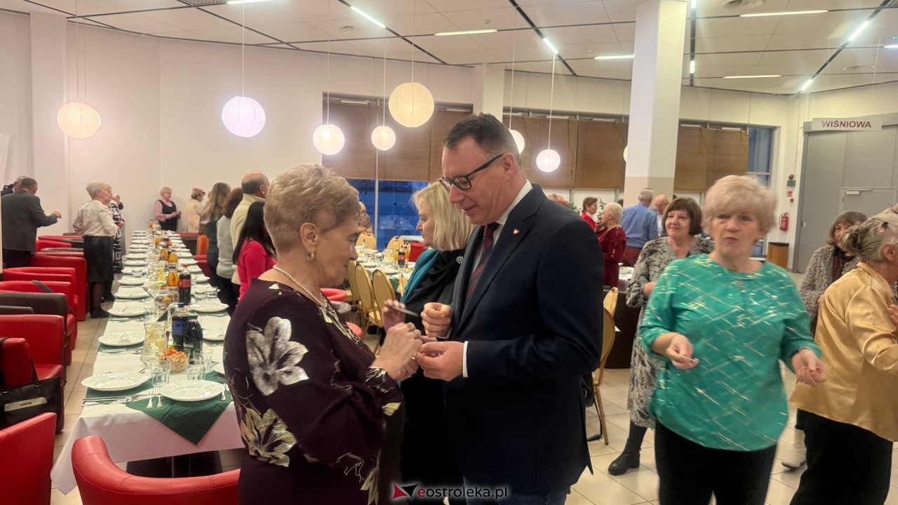 Wigilia dla seniorów (14.12.2024) - zdjęcie #19 - eOstroleka.pl