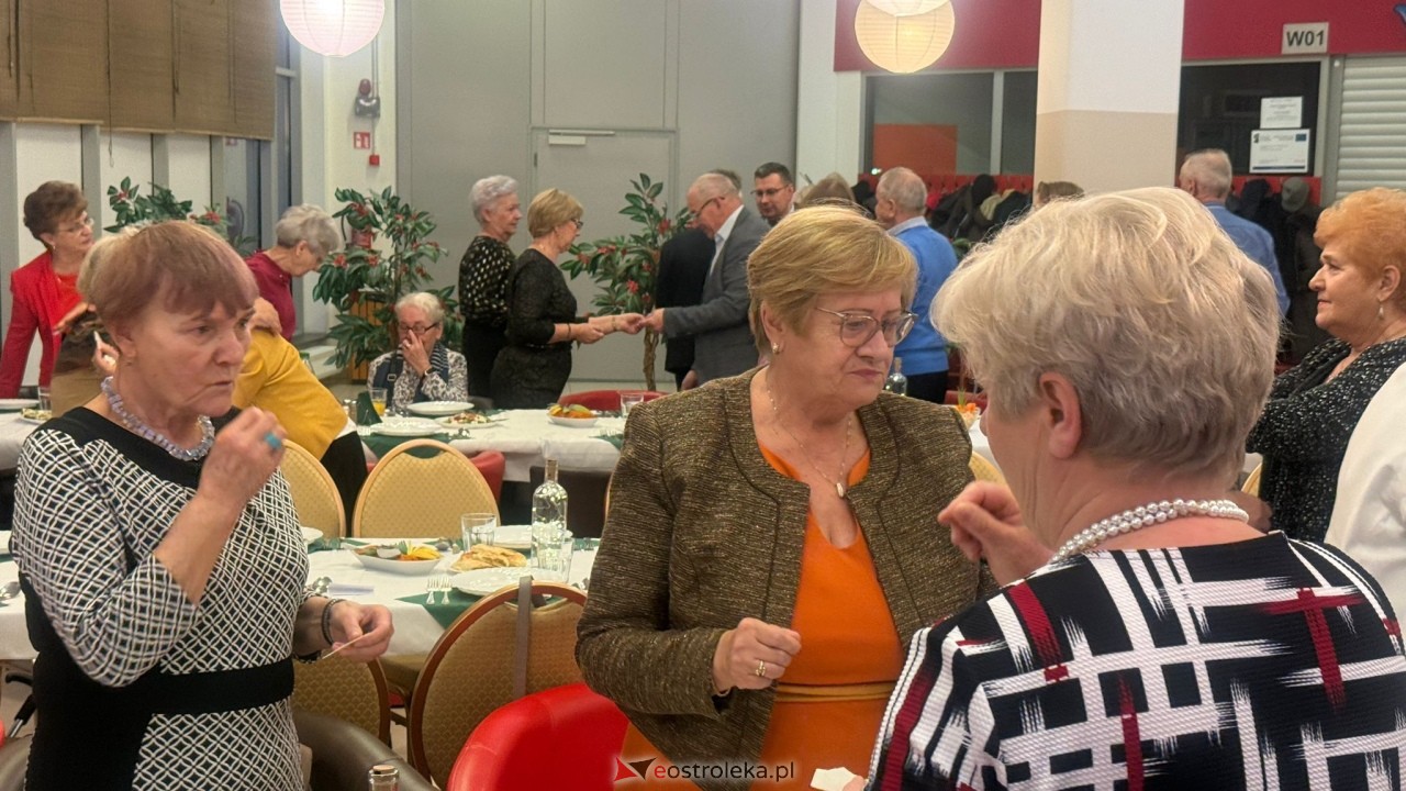 Wigilia dla seniorów (14.12.2024) - zdjęcie #22 - eOstroleka.pl