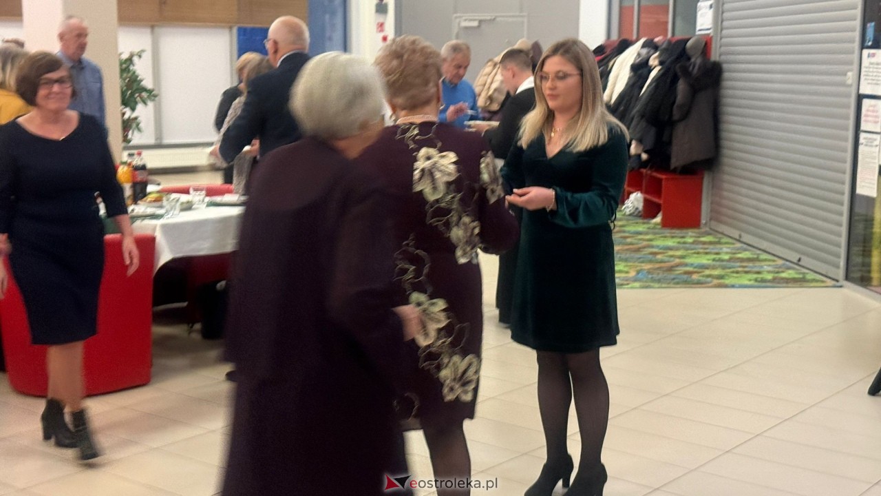 Wigilia dla seniorów (14.12.2024) - zdjęcie #43 - eOstroleka.pl