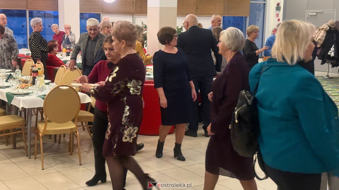 Wigilia dla seniorów (14.12.2024) - zdjęcie #45 - eOstroleka.pl