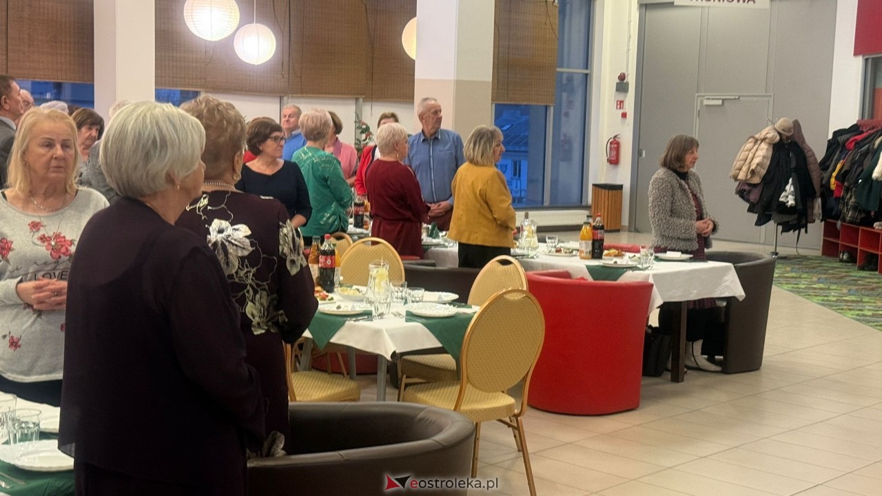 Wigilia dla seniorów (14.12.2024) - zdjęcie #46 - eOstroleka.pl