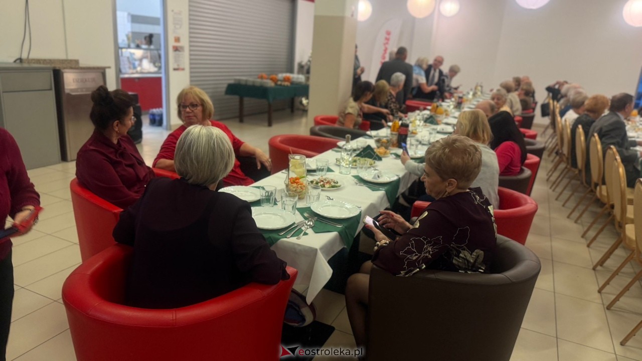 Wigilia dla seniorów (14.12.2024) - zdjęcie #59 - eOstroleka.pl