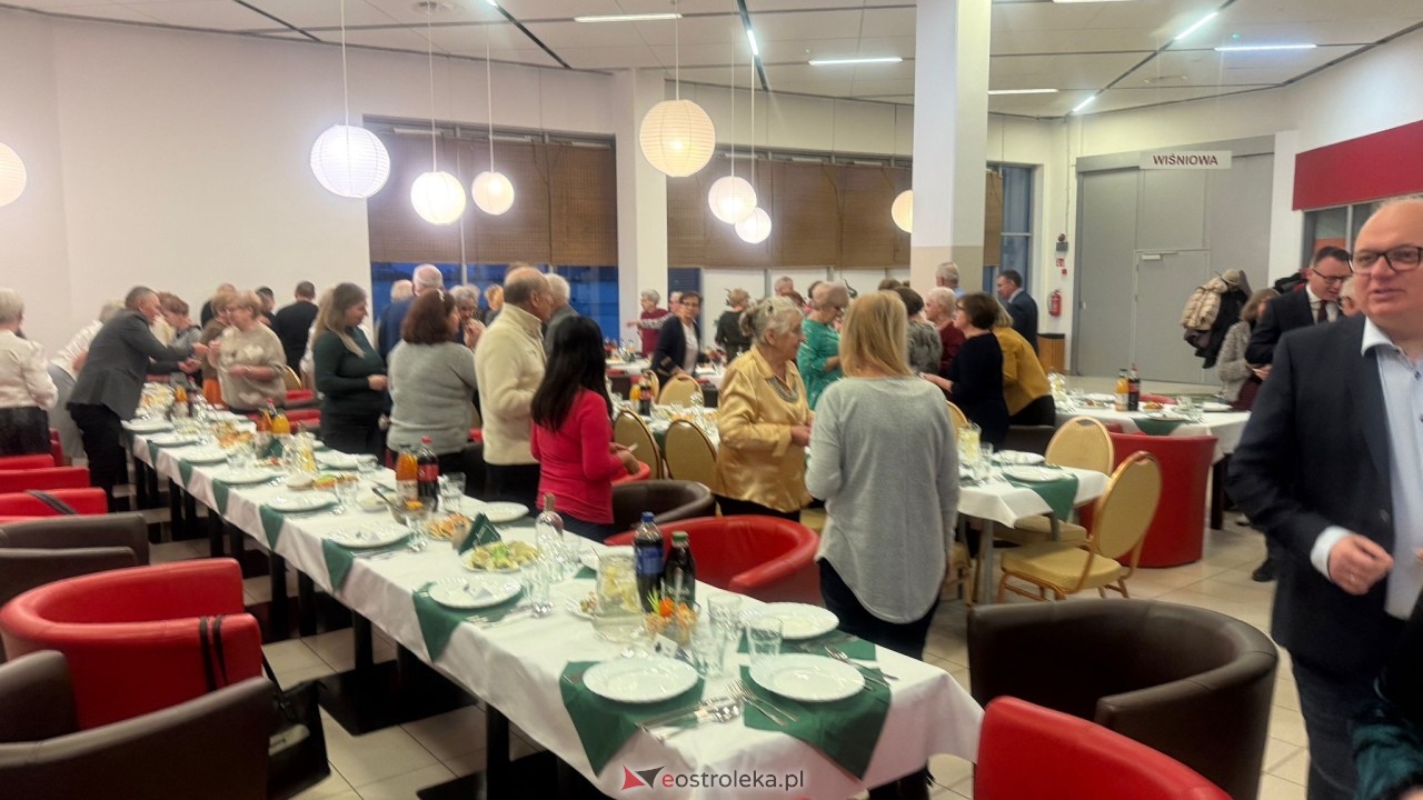 Wigilia dla seniorów (14.12.2024) - zdjęcie #71 - eOstroleka.pl