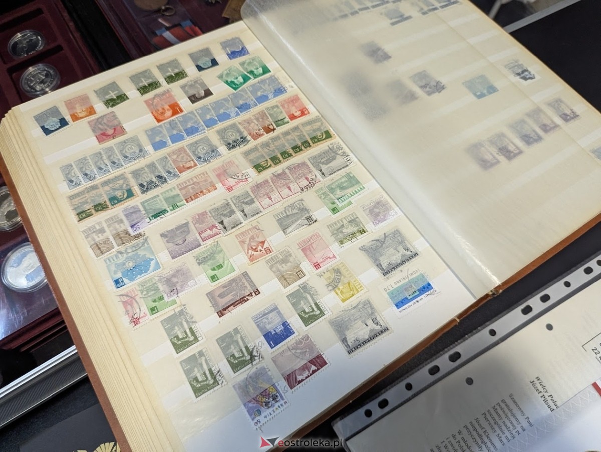 Ostrołęka Giełda Kolekcjonerska [15.12.2024] - zdjęcie #14 - eOstroleka.pl