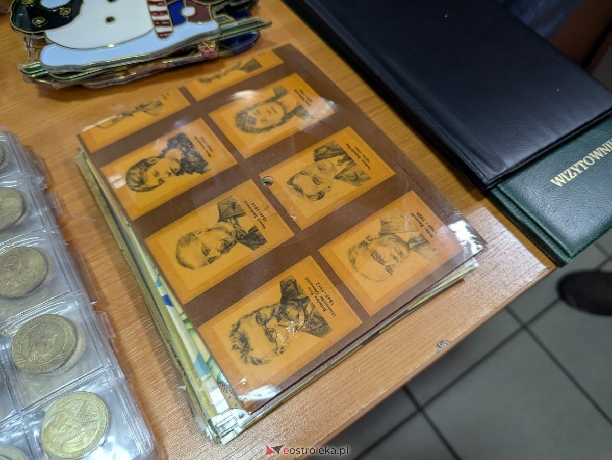 Ostrołęka Giełda Kolekcjonerska [15.12.2024] - zdjęcie #13 - eOstroleka.pl