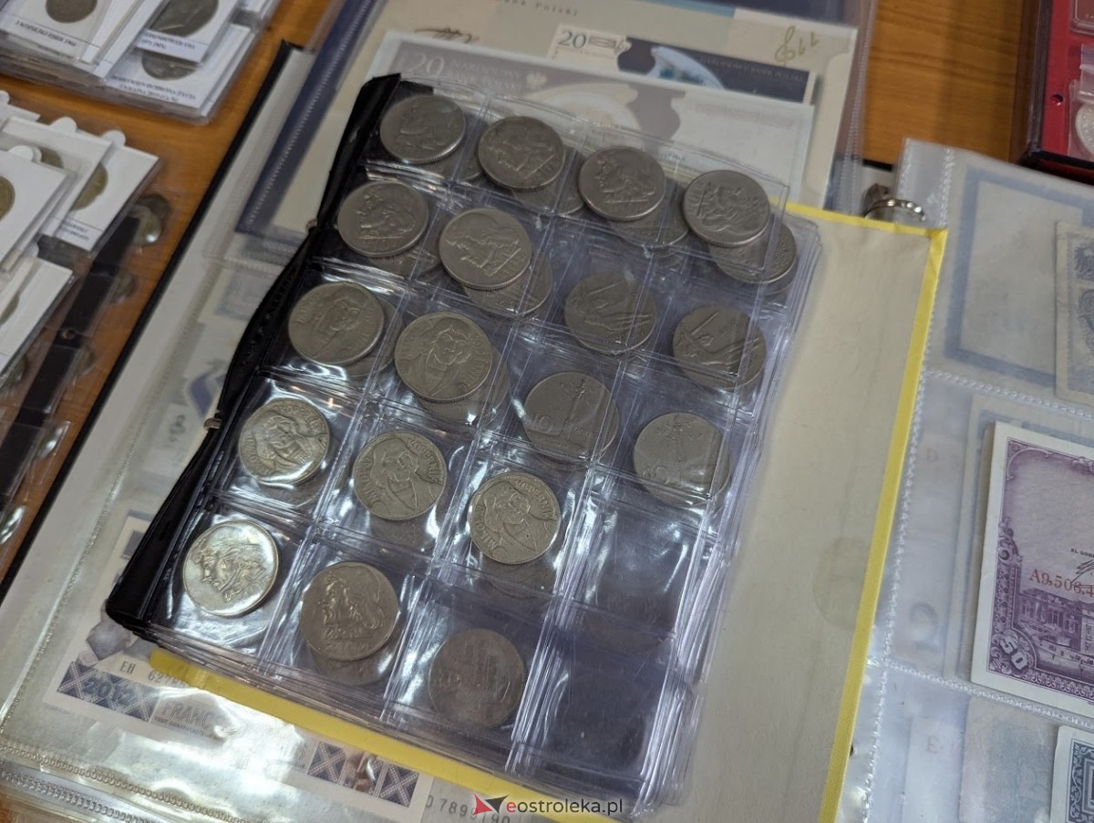 Ostrołęka Giełda Kolekcjonerska [15.12.2024] - zdjęcie #8 - eOstroleka.pl