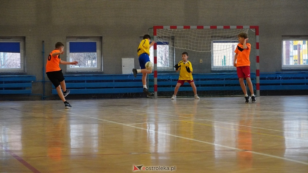 Mistrzostwa Ostrołęki w halowej piłce nożnej [15.12.2024] - zdjęcie #67 - eOstroleka.pl