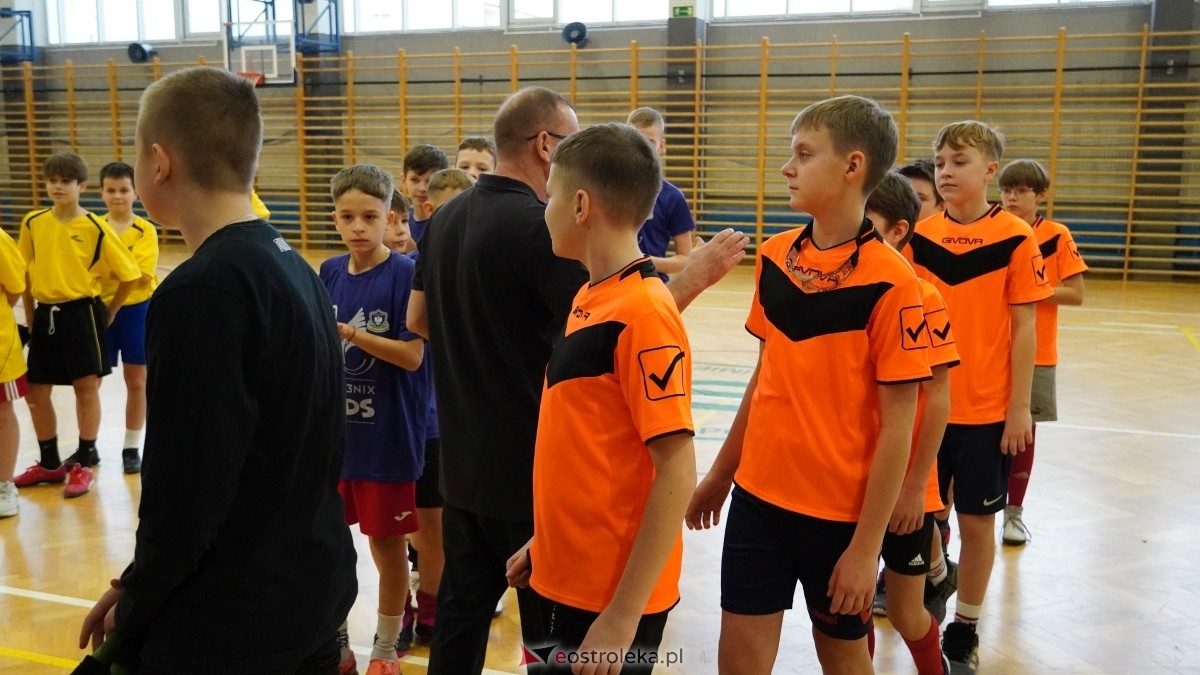 Mistrzostwa Ostrołęki w halowej piłce nożnej [15.12.2024] - zdjęcie #47 - eOstroleka.pl