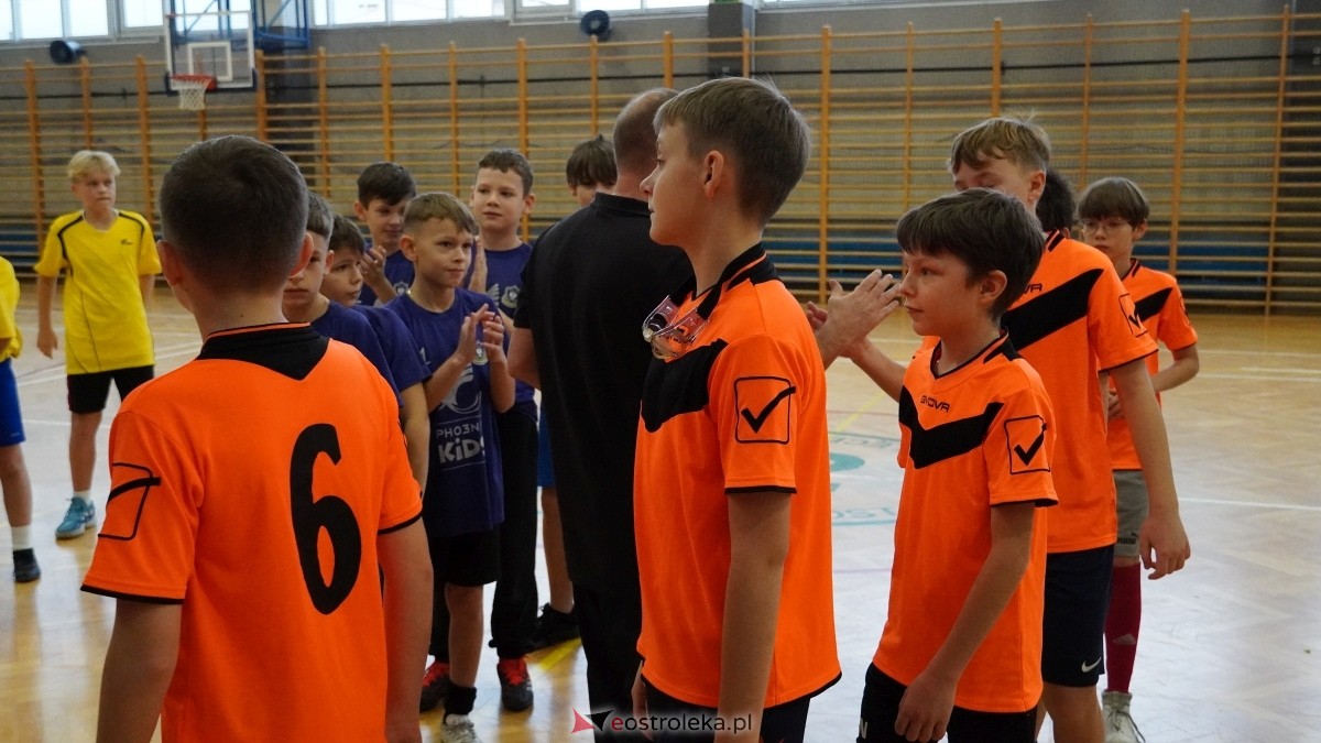 Mistrzostwa Ostrołęki w halowej piłce nożnej [15.12.2024] - zdjęcie #46 - eOstroleka.pl