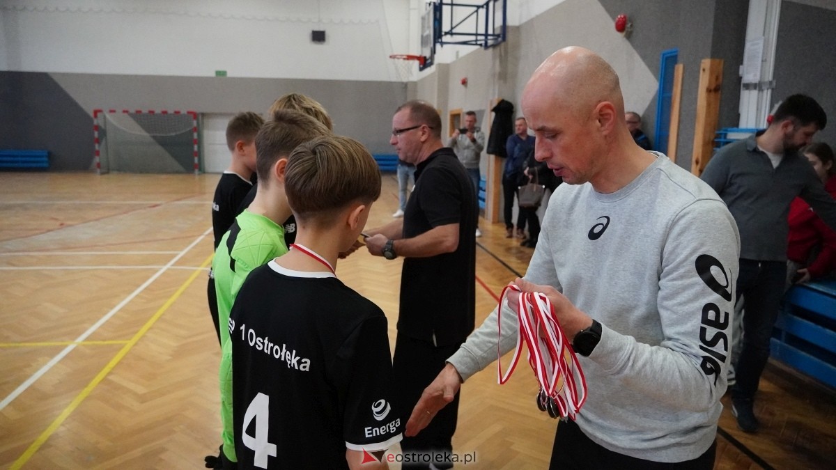Mistrzostwa Ostrołęki w halowej piłce nożnej [15.12.2024] - zdjęcie #33 - eOstroleka.pl