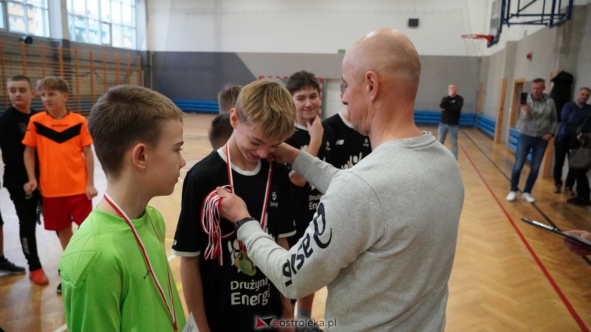 Mistrzostwa Ostrołęki w halowej piłce nożnej [15.12.2024] - zdjęcie #29 - eOstroleka.pl