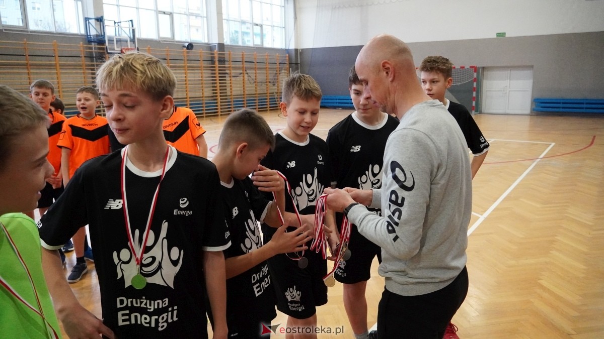 Mistrzostwa Ostrołęki w halowej piłce nożnej [15.12.2024] - zdjęcie #25 - eOstroleka.pl