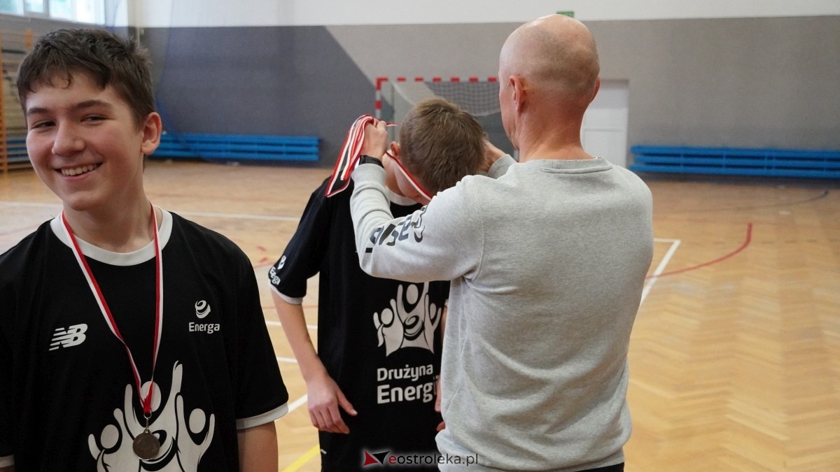 Mistrzostwa Ostrołęki w halowej piłce nożnej [15.12.2024] - zdjęcie #21 - eOstroleka.pl